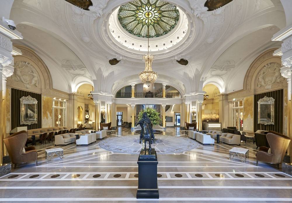 Hôtel de Paris Monte-Carlo 2