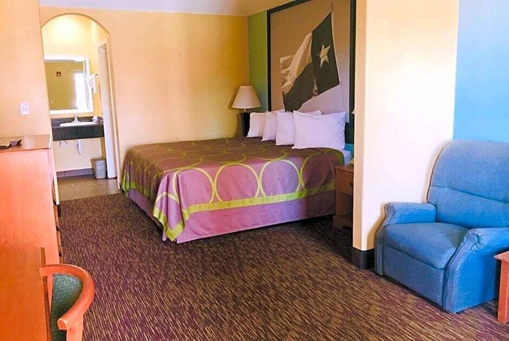 Quality Inn Montgomery - Lake Conroe 1