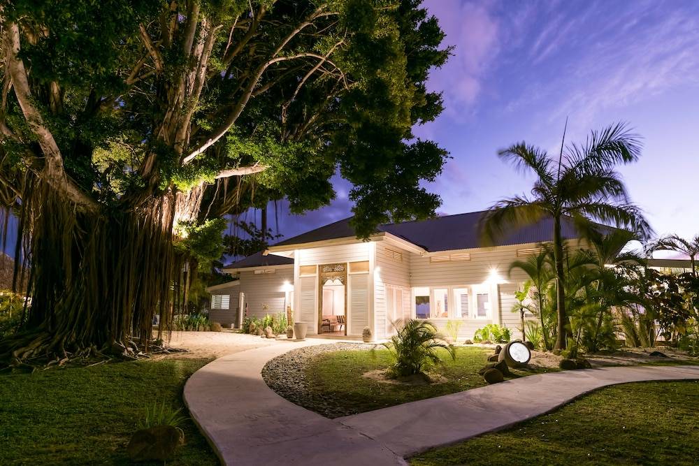 Moorea Beach Lodge 1