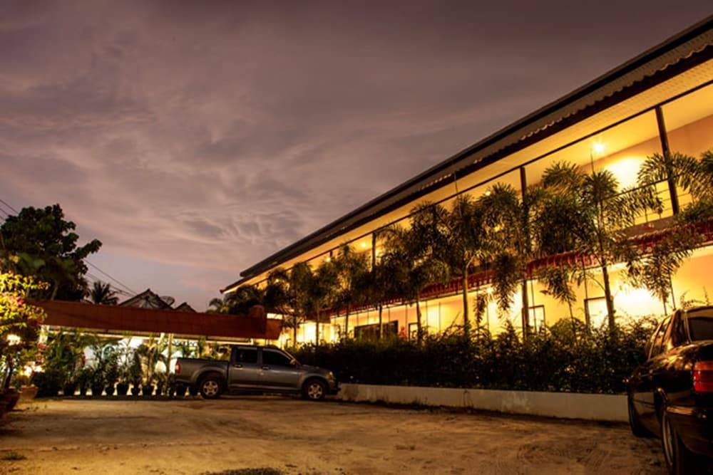 Phuket Airport Inn 1