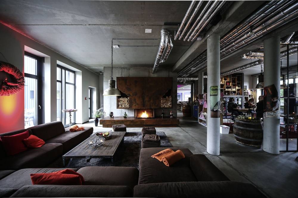 Altes Stahlwerk Business & Lifestyle Hotel 2