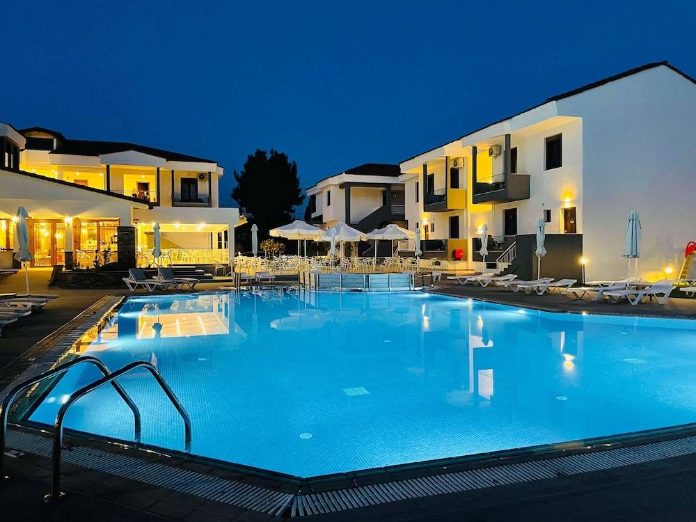 Acrotel Lily Ann Village 1