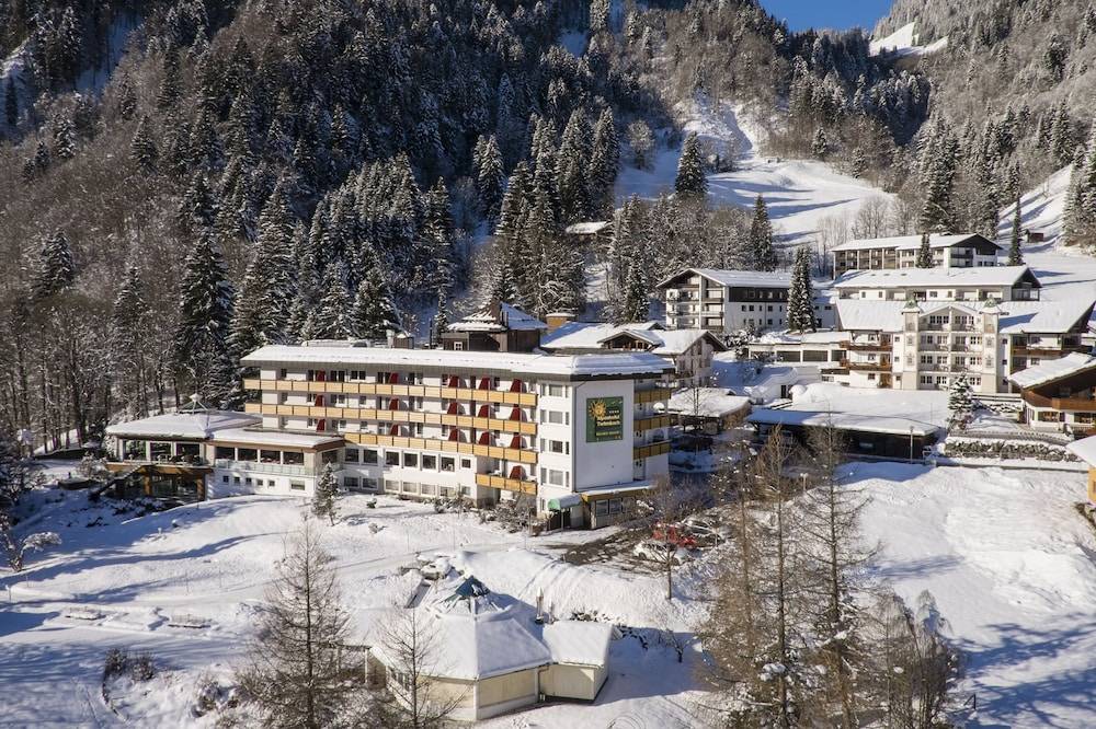 Alpenhotel Oberstdorf - ein Rovell Hotel 1