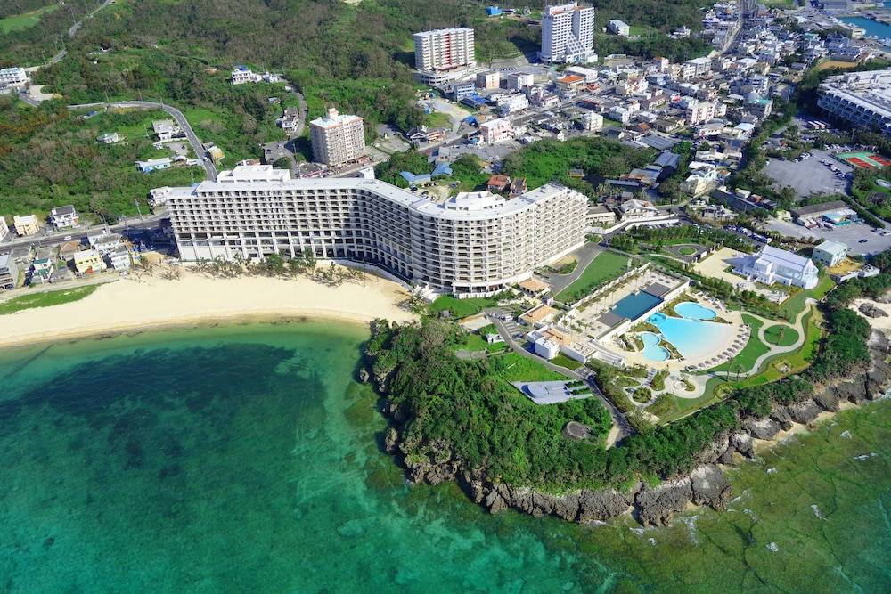 Hotel Monterey Okinawa Spa & Resort 1