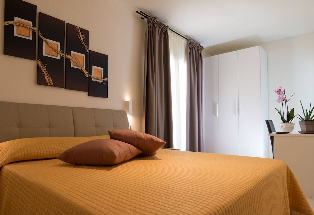 Xenia Hotel 1
