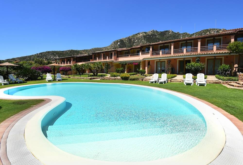 Hotel Su Giganti 1