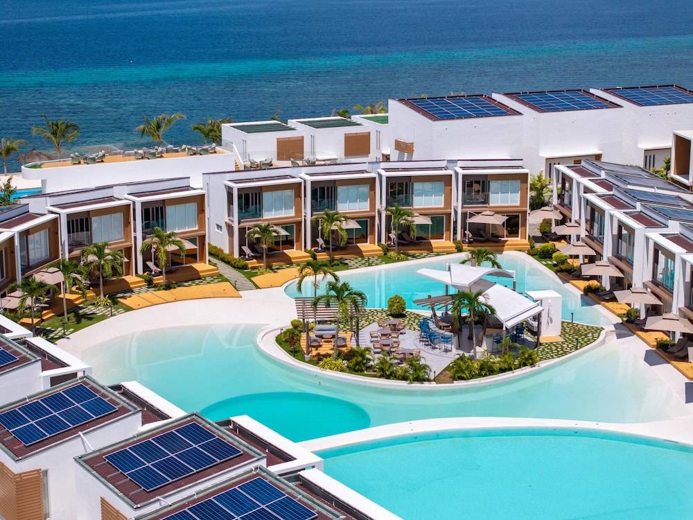 LIME Resort Bohol, a member of Radisson Individuals Premier 1