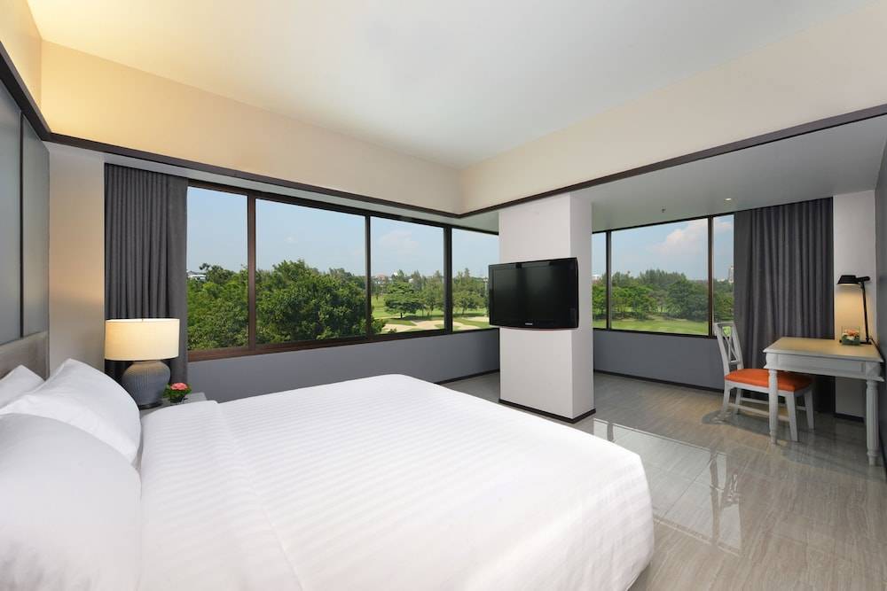 Tinidee Hotel Bangkok Golf Club 1