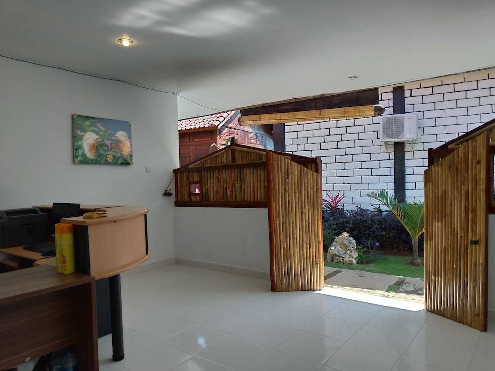 The Pande Hill Homestay 2