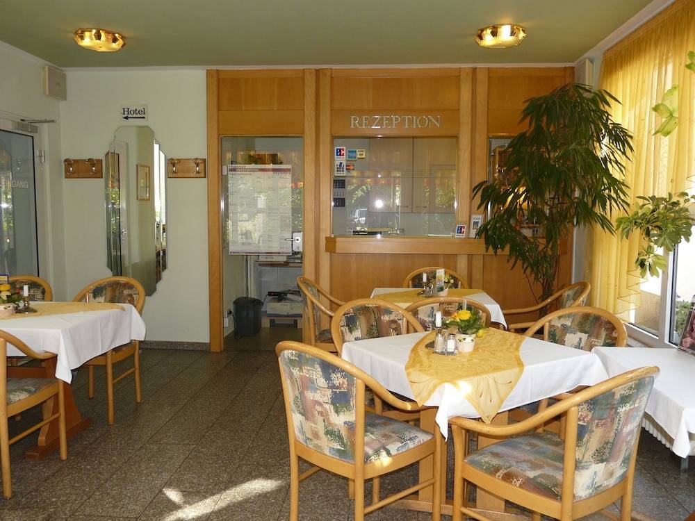 Hotel Heinz 2