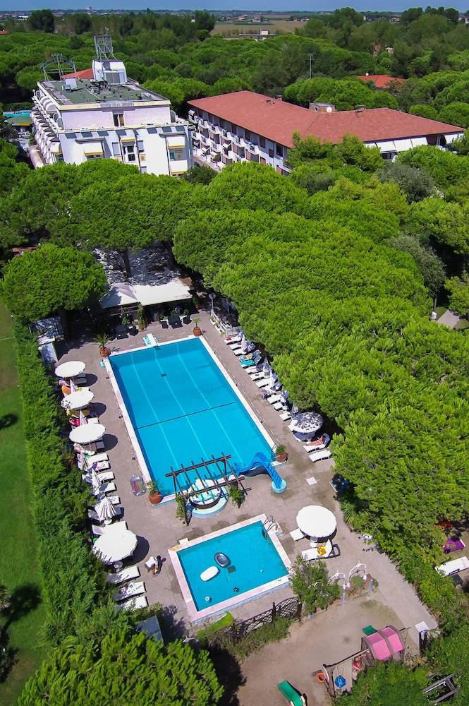 Hotel Viña del Mar Pineta 1