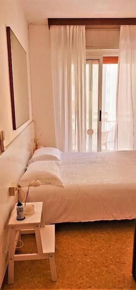Le Petit Hotel 2