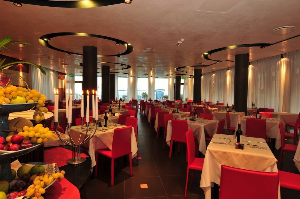 Hotel Adlon 2