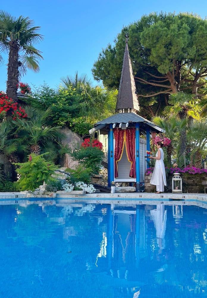 Milton Boutique Hotel 1