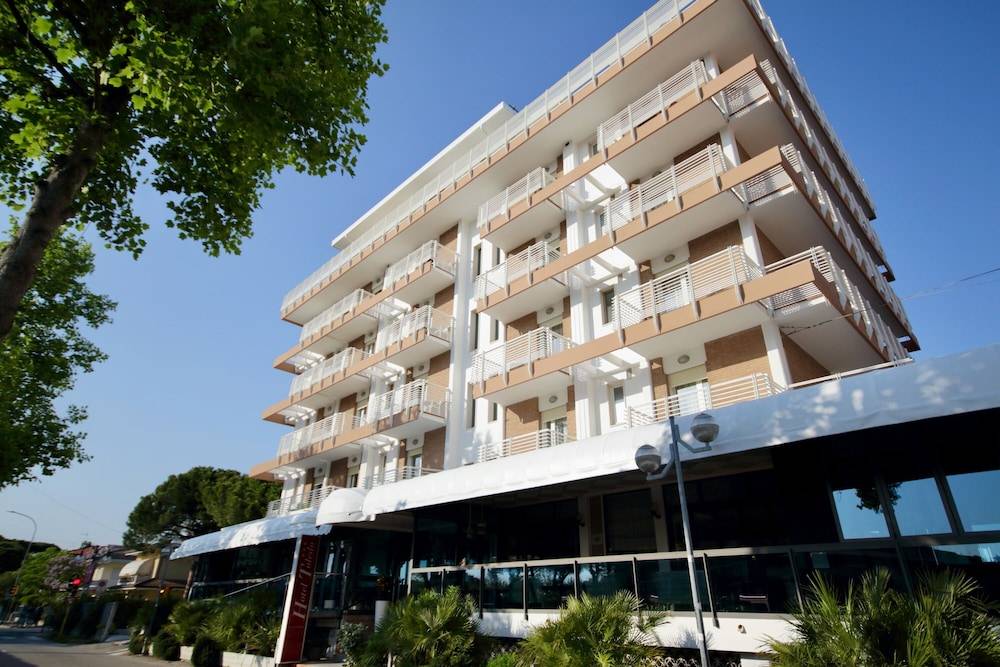 Hotel Toledo 1