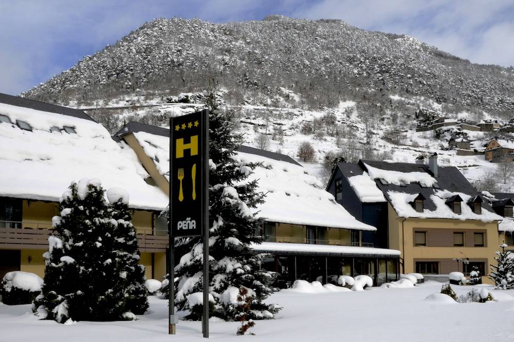 Hotel & Restaurante Peña 1