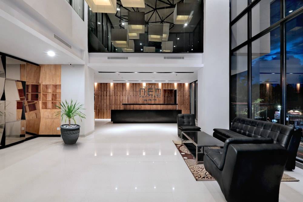 Hotel Neo Gajah Mada Pontianak by ASTON 1
