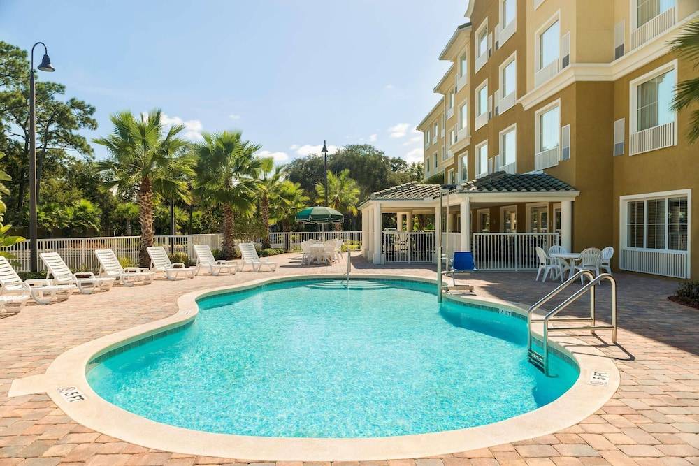 Country Inn & Suites by Radisson, Port Orange-Daytona, FL 1