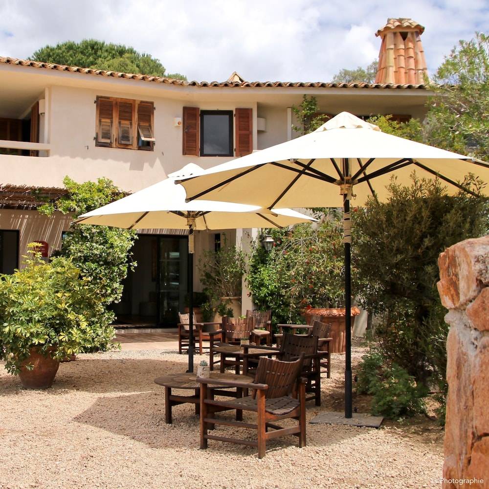 Domaine Santa Giulia Palace 2