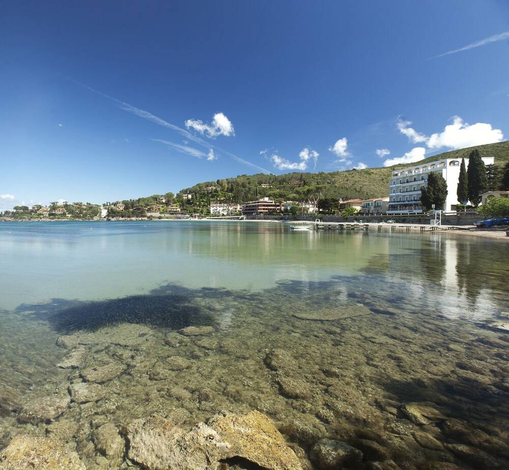 Baia D'Argento 1