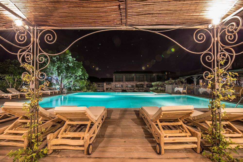 Hôtel Le Roi Théodore & Spa 1