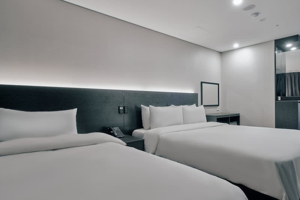 Hotel Aqua Palace 2