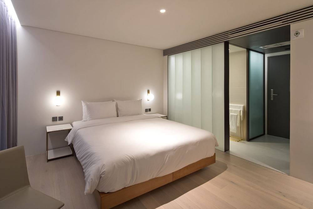 Cont Hotel 2