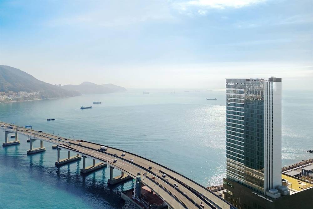 Wyndham Grand Busan 1