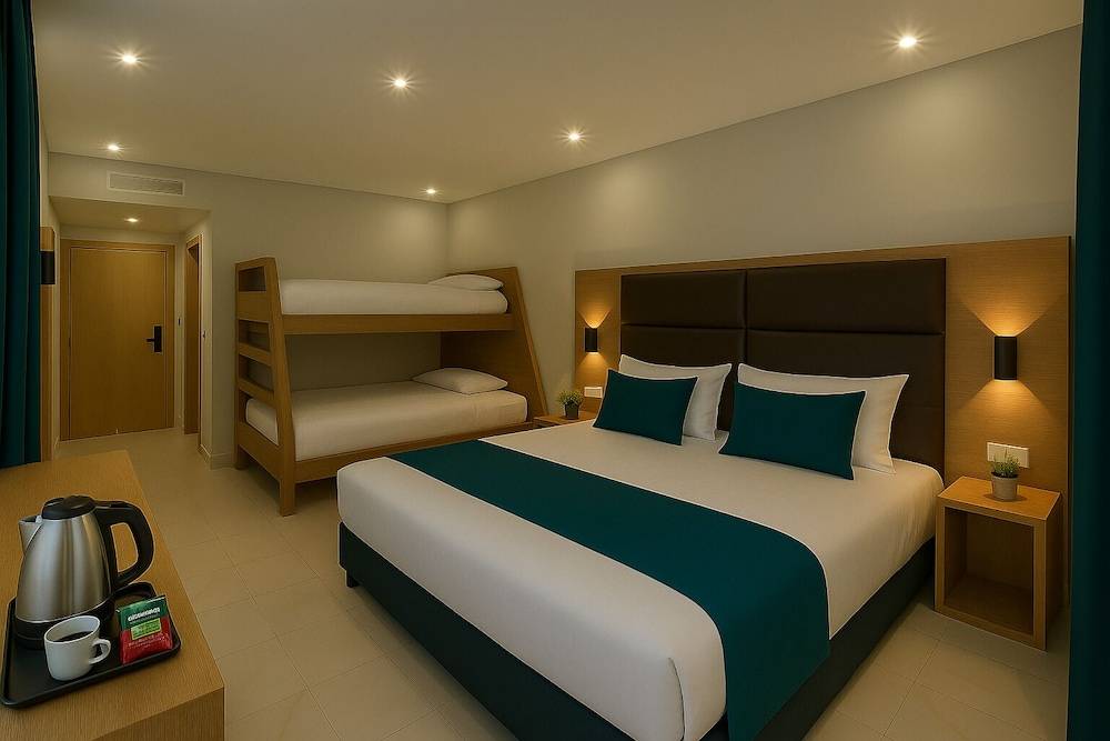 Hotel Babylon Royal 1