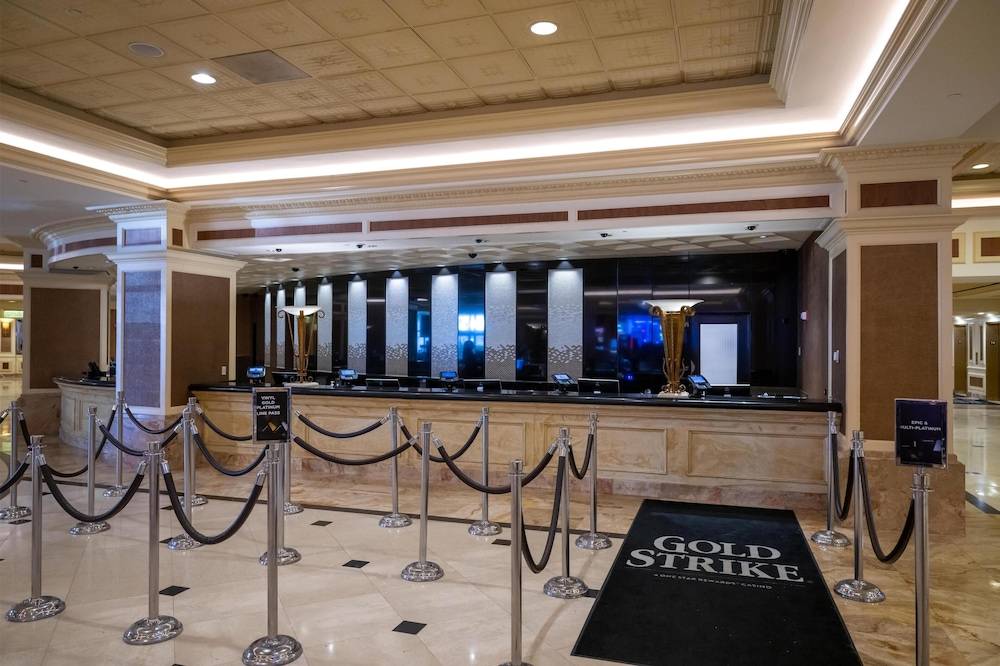 Gold Strike Casino Resort 2