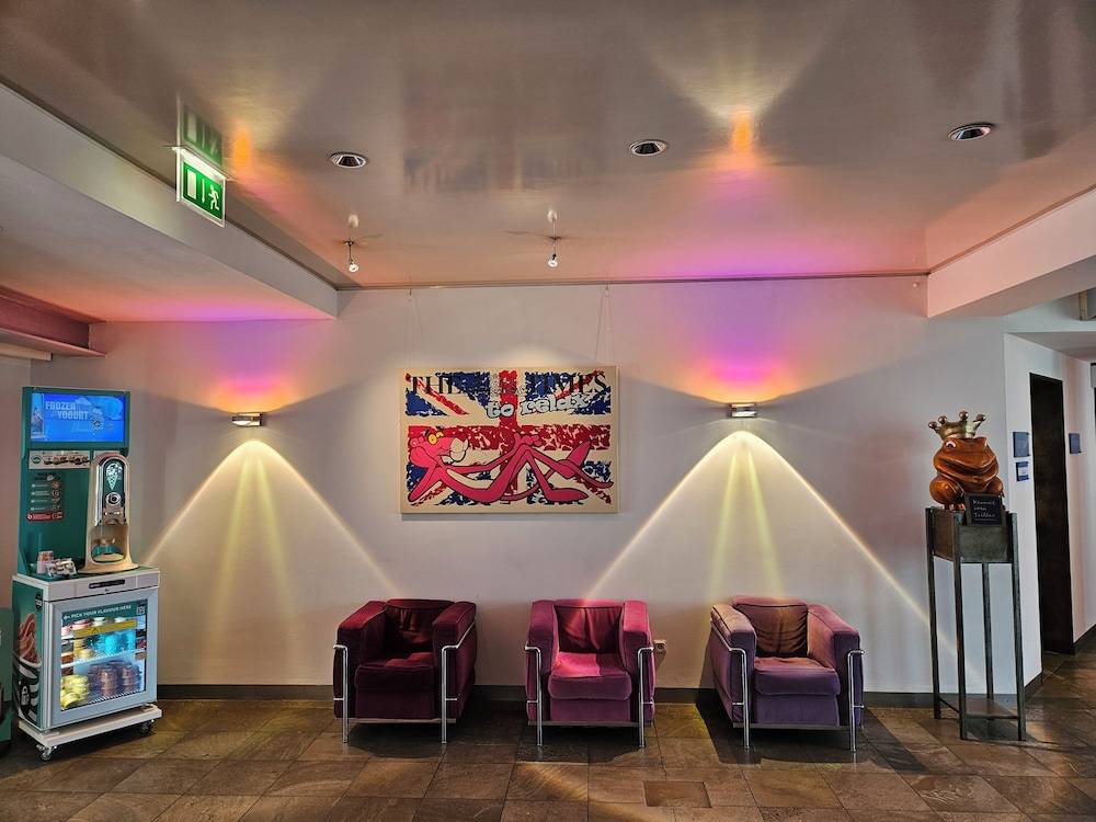 Hotel Am Triller - Hotel & Serviced Apartments - Pool & Relax Lounge 2