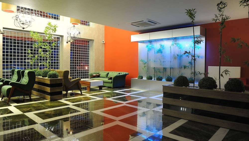 Neba Royal Hotel 2
