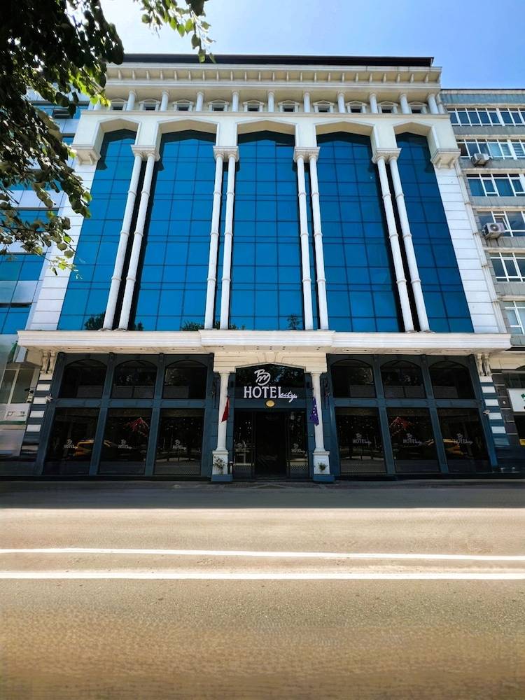 BM HOTEL CITY 1