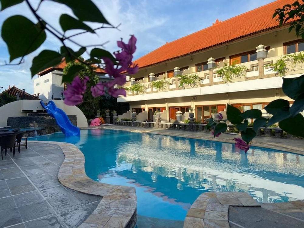 Marine Bay Sanur 1