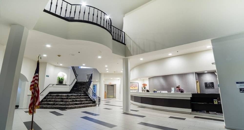 Best Western Posada Royale Hotel & Suites 2