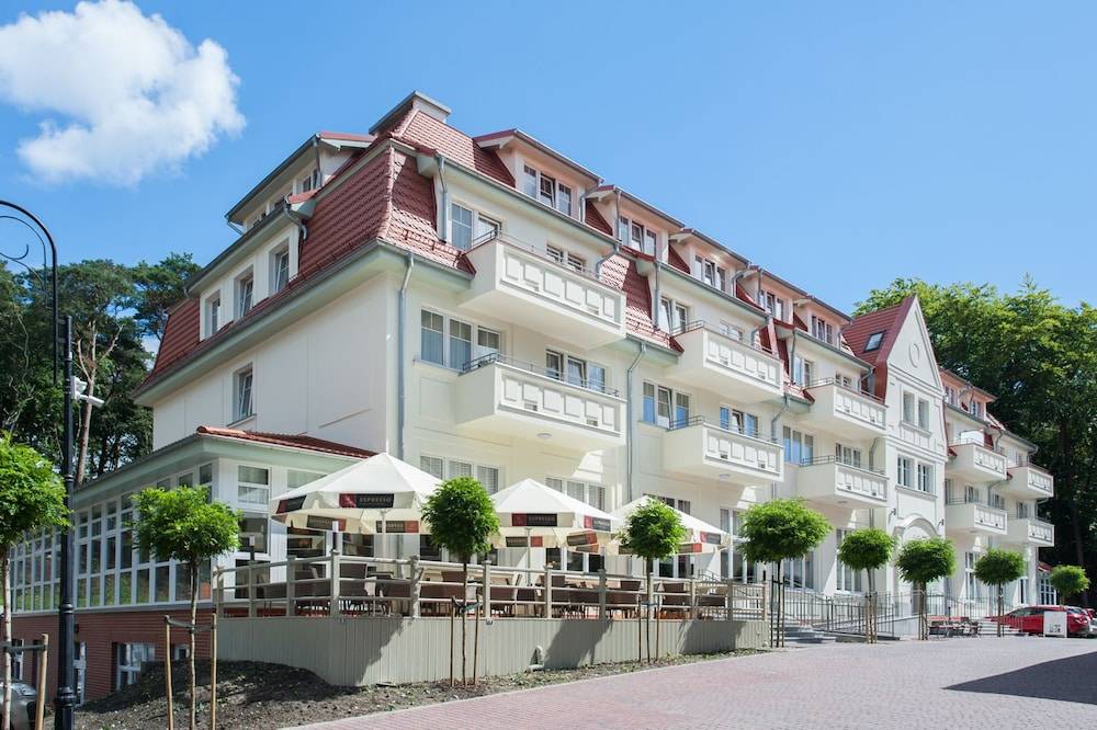 Hotel Cesarskie Ogrody 1