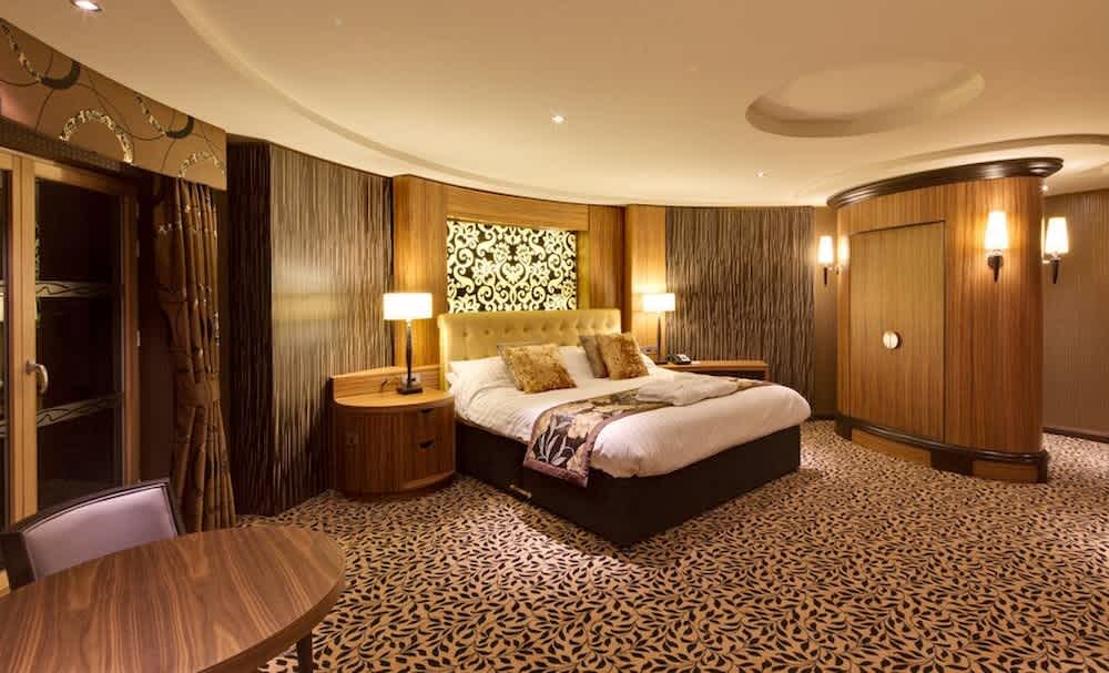 Drayton Manor Hotel 1
