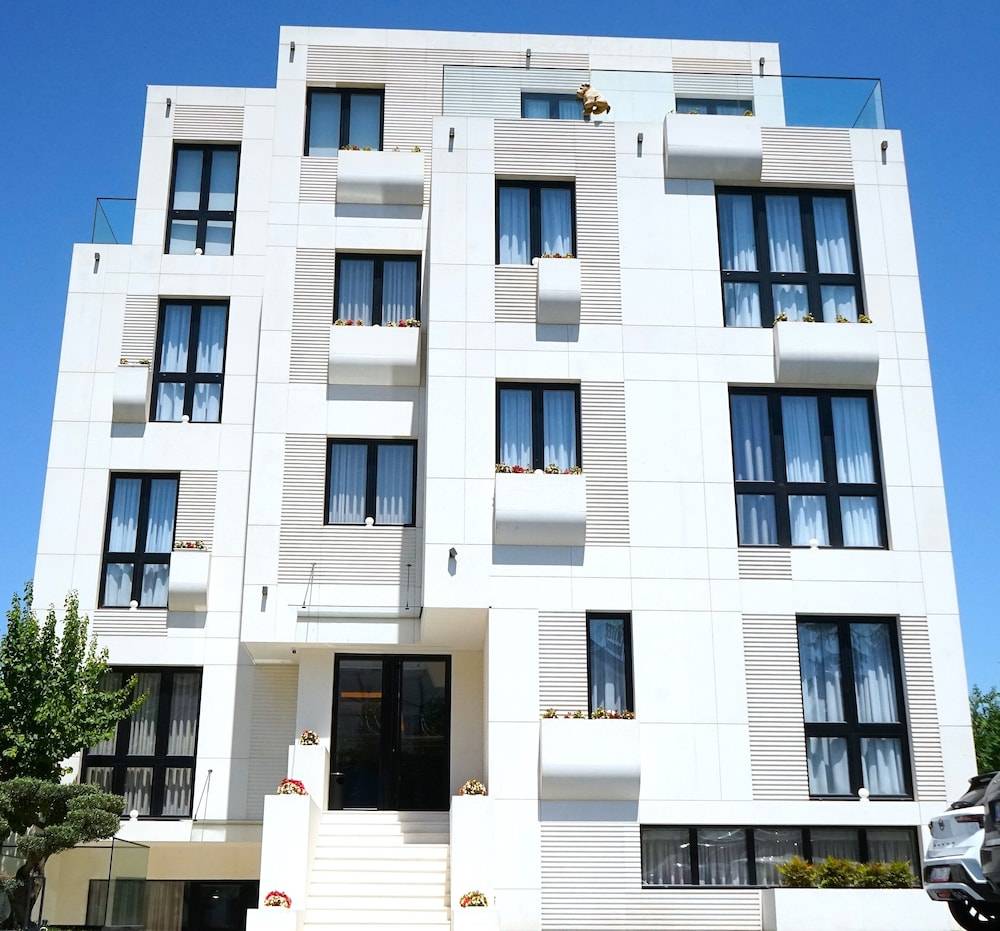 Arbnor Boutique Hotel 1