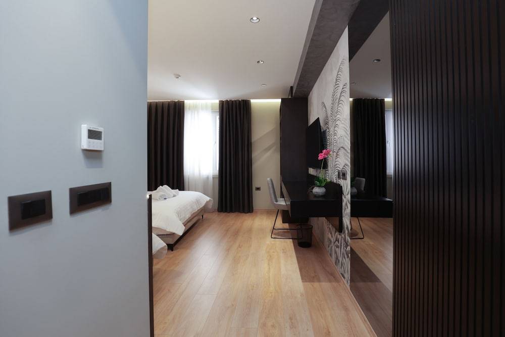 Gremmy Boutique Hotel 2