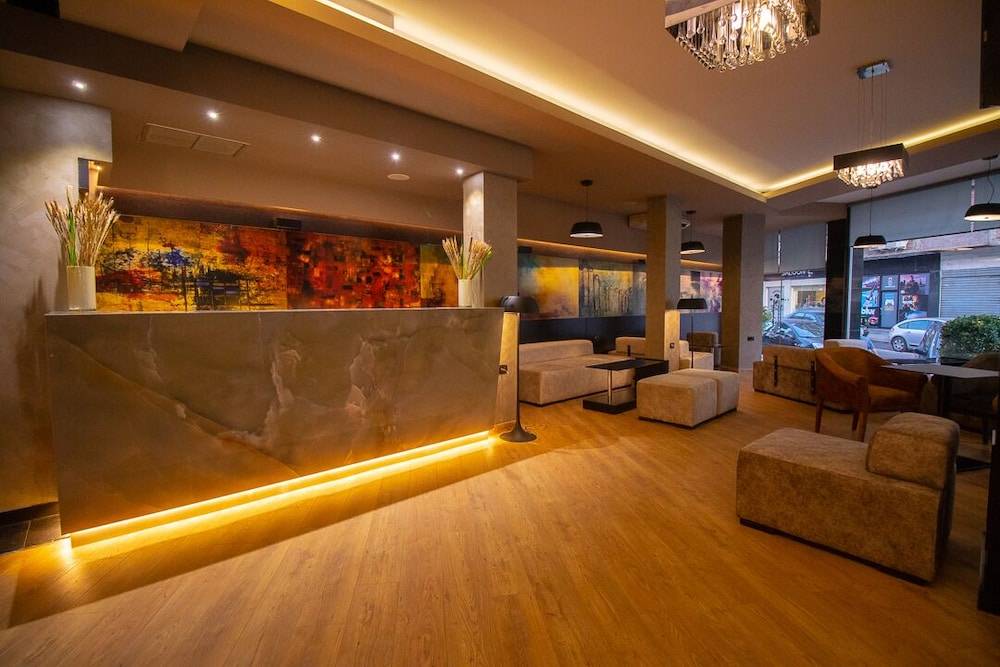 Albanopolis Hotel 2