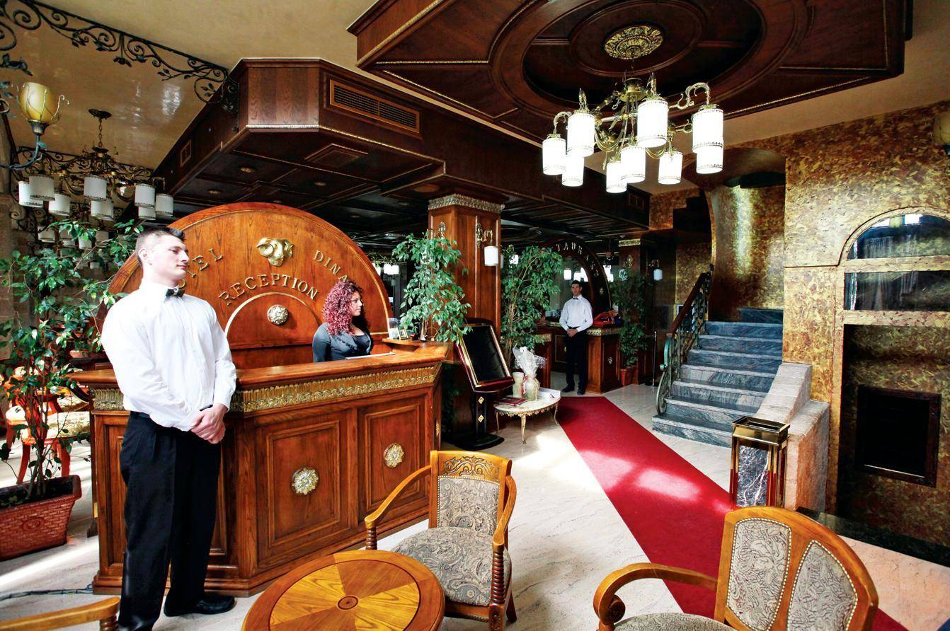 Dinasty Hotel 2