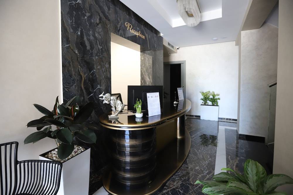Imperator Hotel 2