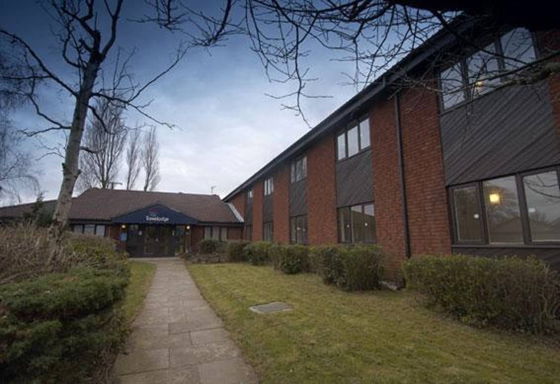 Travelodge Wirral Eastham 2