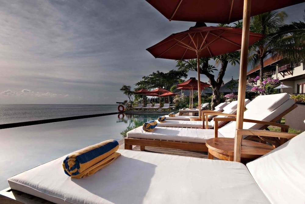 Tauch Terminal Resort Tulamben & Spa 1