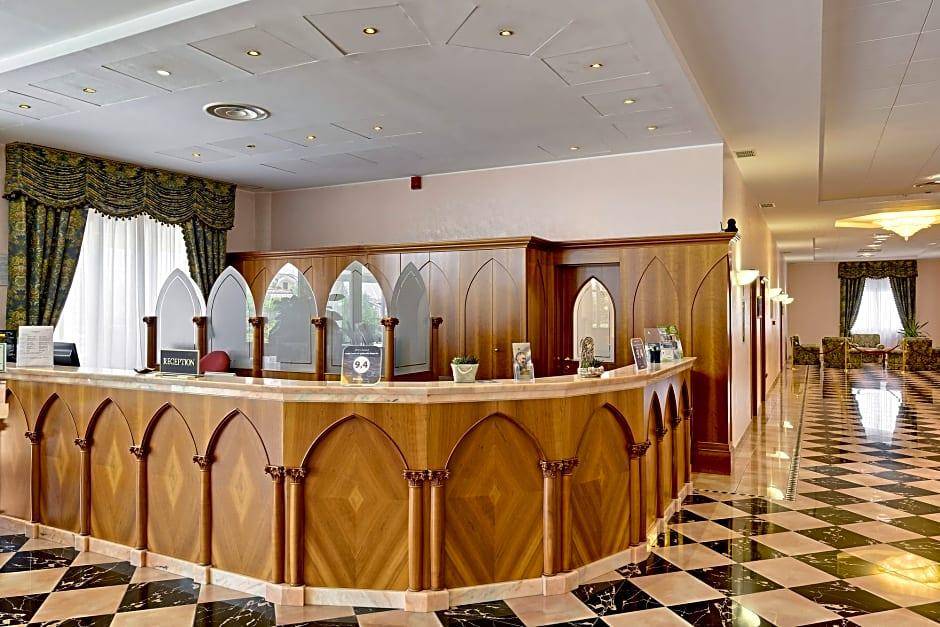Hotel Centro di Spiritualità Padre Pio 2