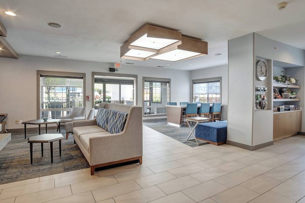 Holiday Inn Express PORTLAND EAST - TROUTDALE by IHG 1