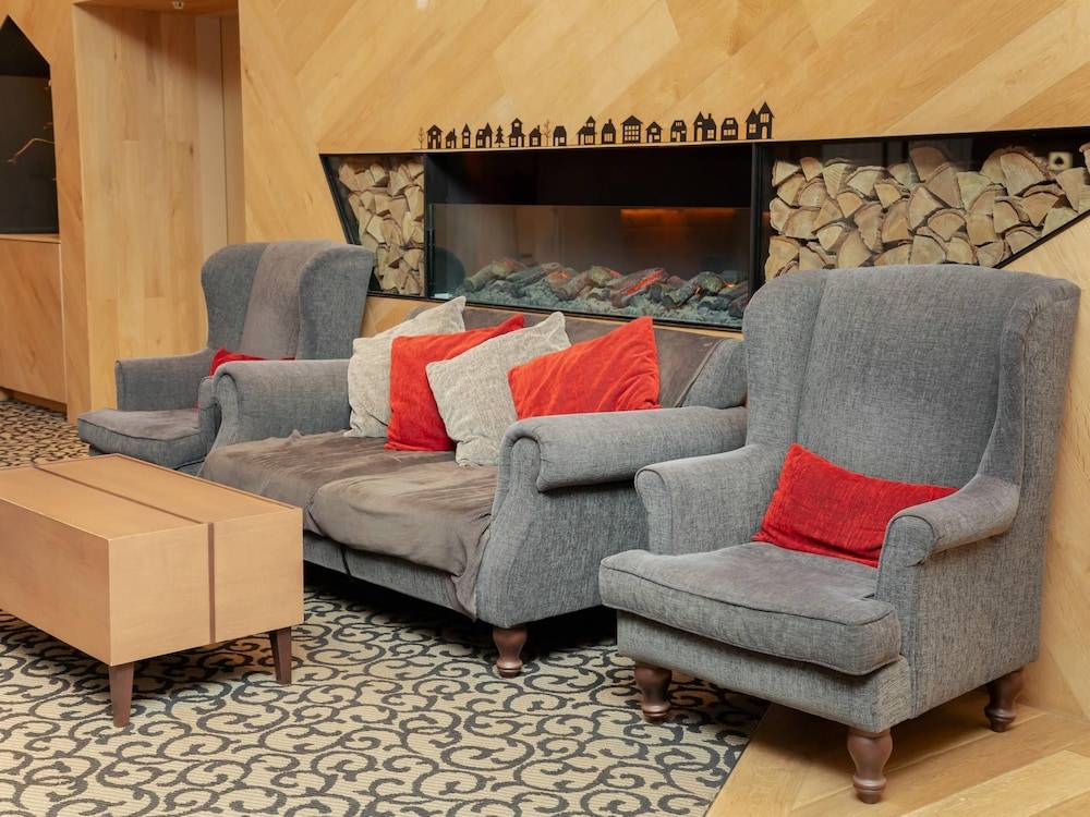 Comfort Suites Tokyo Bay 2