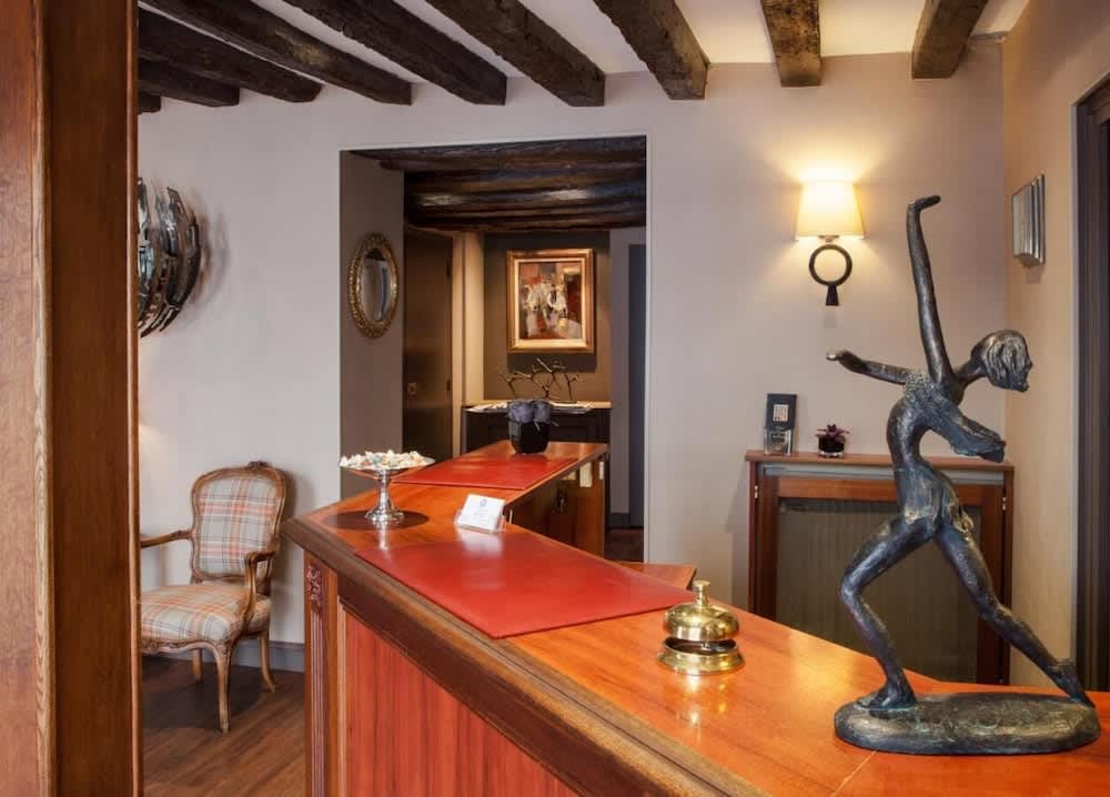 Hôtel La Résidence du Berry 2