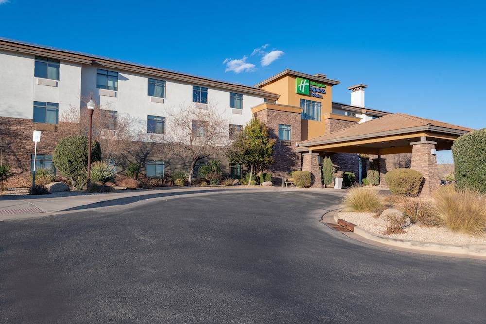 Holiday Inn Express & Suites ST. GEORGE NORTH - ZION by IHG 1