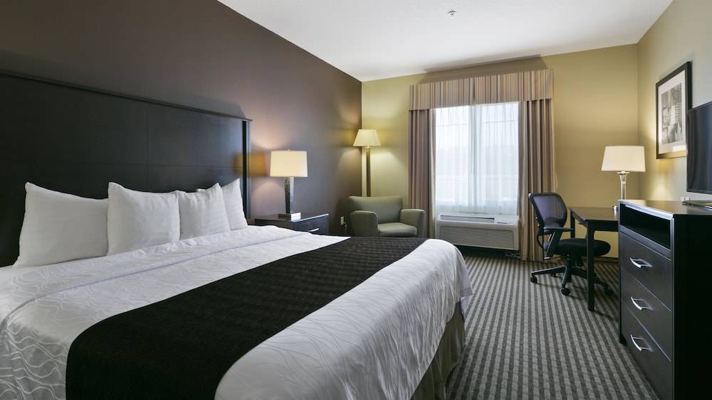 Best Western Plus Port of Camas-Washougal Convention Center 1